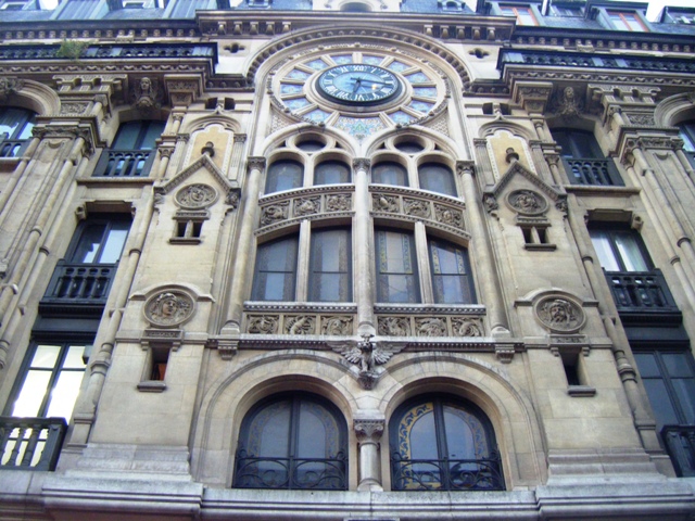 Horloge 61-63-rue-Réaumure