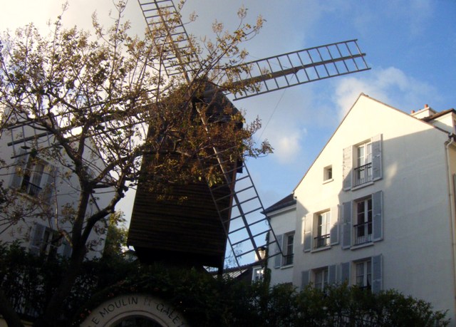 Le-Moulin-de-la-Galette-Le-Radet