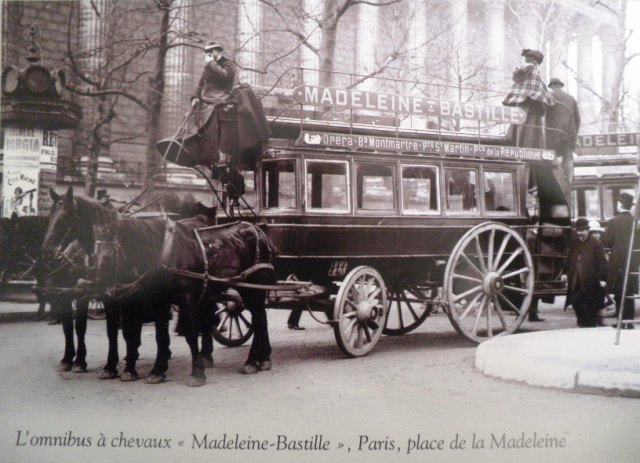L'omnibus à chevaux Madeleine Bastille, Paris, Place de la Madeleine