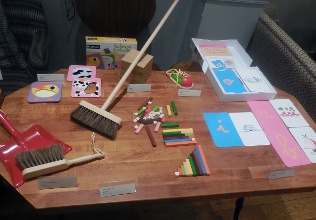 Matériel Montessori chez Nature et Découvertes