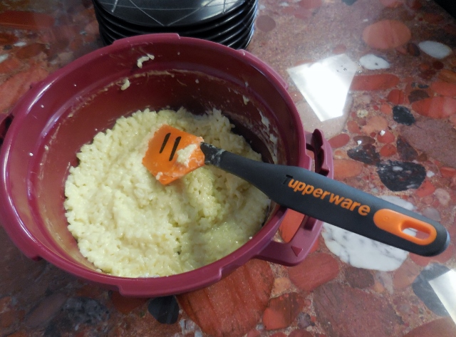 Micro Minute Tupperware