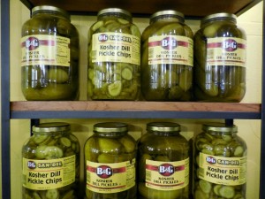 Moutarde Street Saint Michel