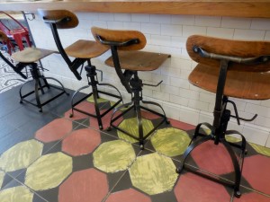 Moutarde Street Saint Michel