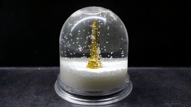 Boule de cristal de blogueuse parisienne