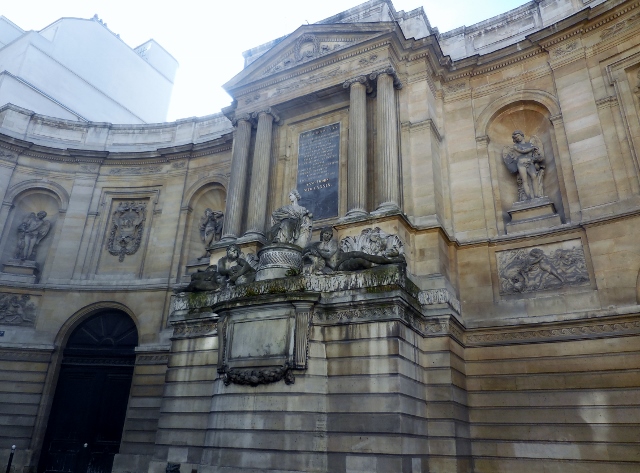 La Fontaine des Quatre-Saisons