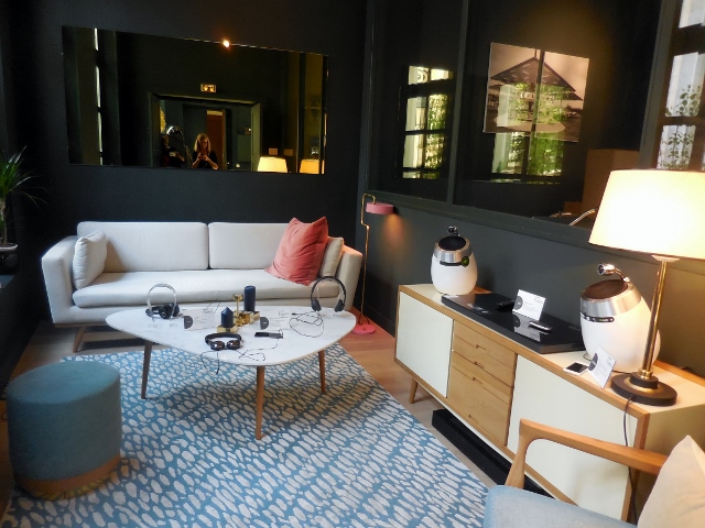 Philips dans l'Appartement RED