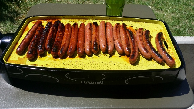 Crevettes, mini-brochettes et merguez à la Plancha