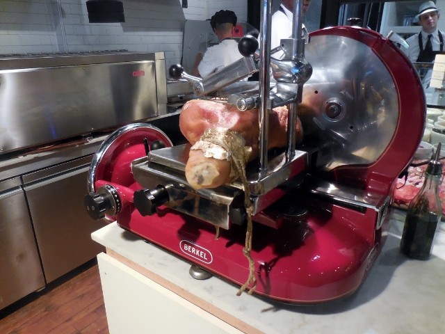 IT, Italian Trattoria