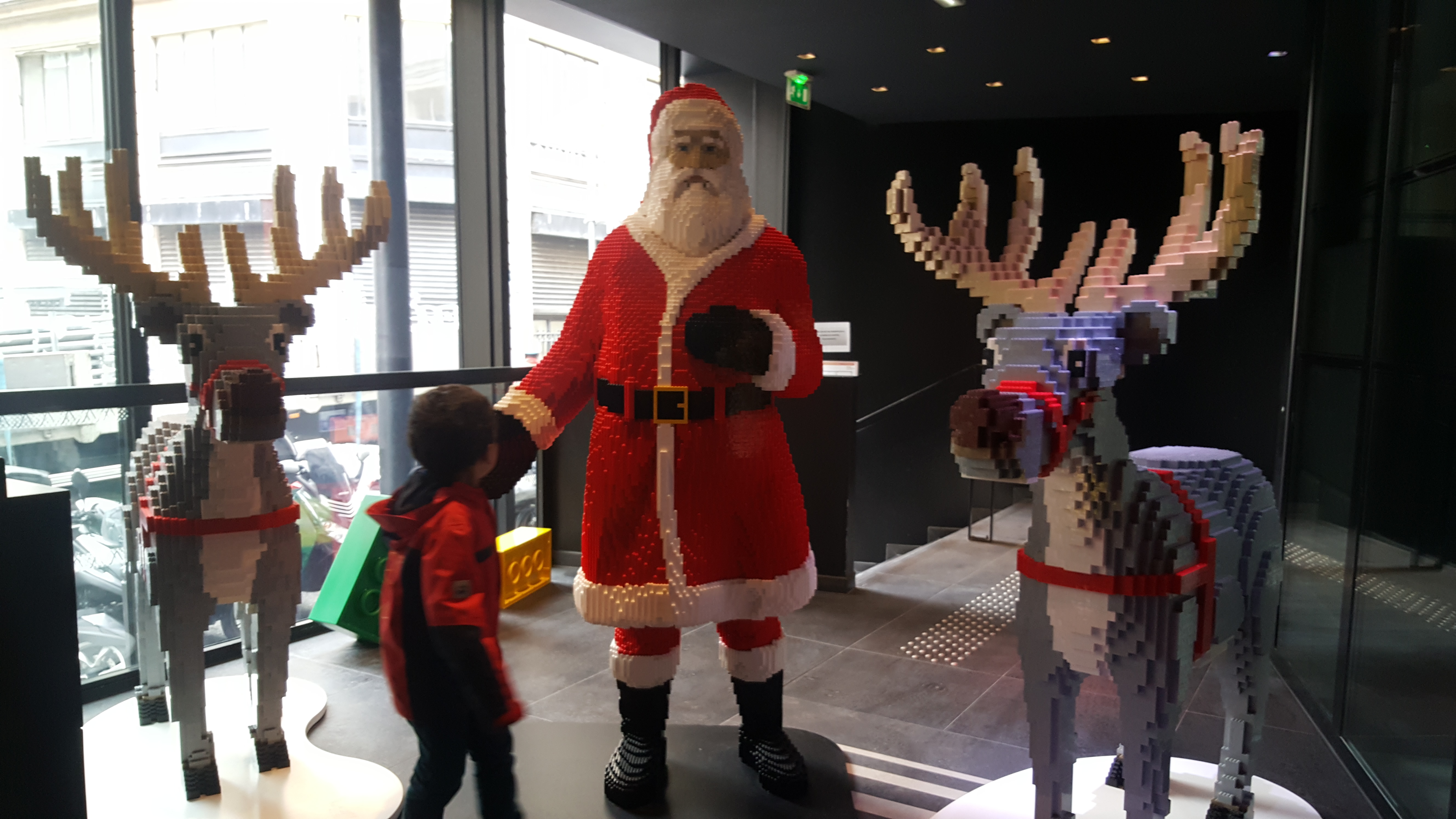 Beyblade Burst et Lego sélection Noël La Grande Récré