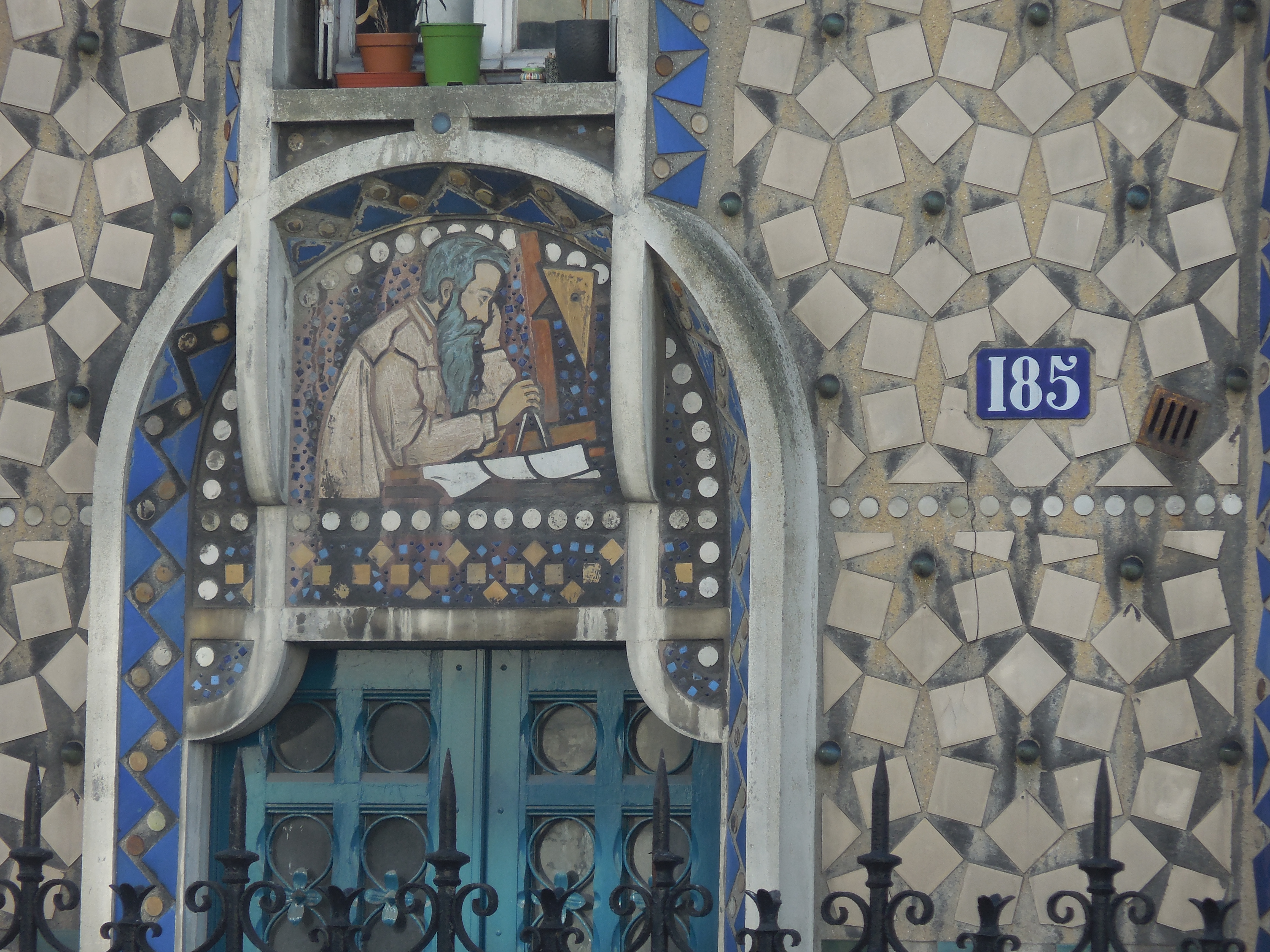 Immeuble Deneux au 185 rue Belliard