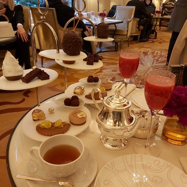 Le goûter de l'Hôtel Plaza Athénée