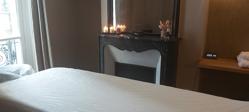 Massage Nua Paris