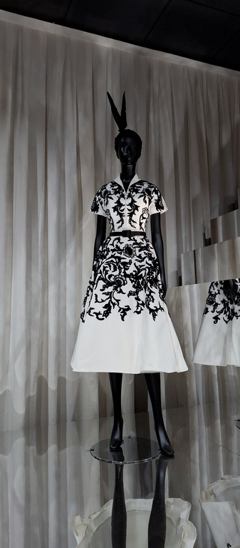 Exposition Louvre couture