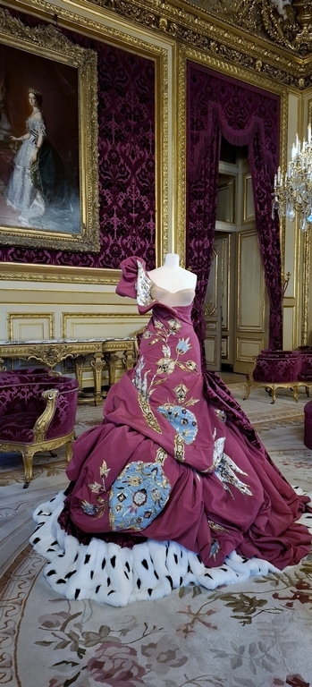 Exposition Louvre couture