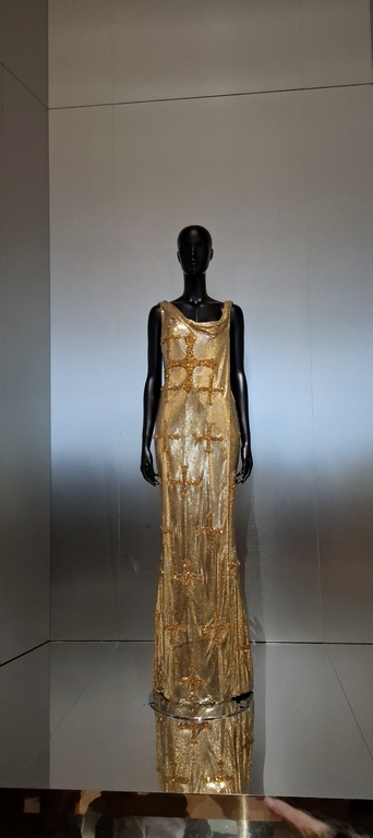 Exposition Louvre couture