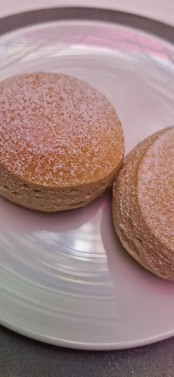 Tea Time au champagne au Lutetia