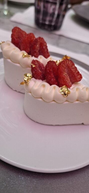 Tea Time au champagne au Lutetia