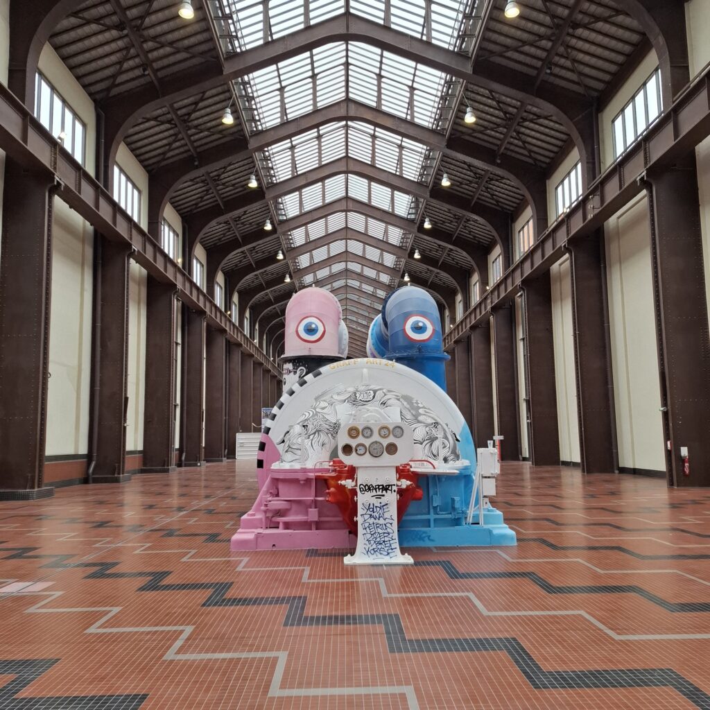 Premier Salon du de l'Objet et du Pin’s olympiques à la Cité du Cinéma