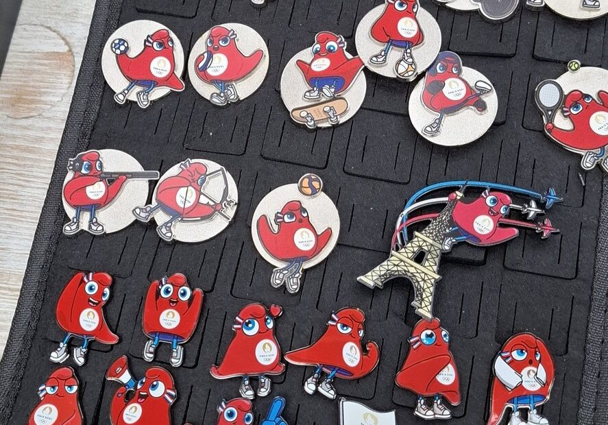 Cité du Cinéma Salon de l’Objet et du Pin’s olympiques