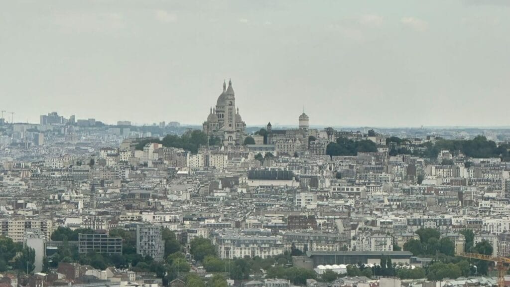 Vue de Paris depuis le Sky Bar The Stage Saint-Denis Carrefour Pleyel
