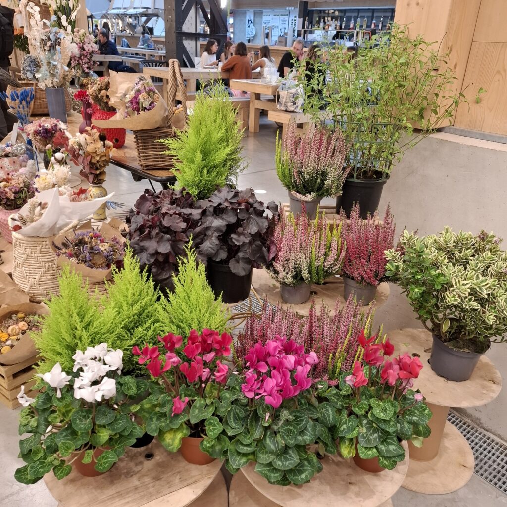 Souhaitée fleuriste Communale Saint-Ouen Ligne 14 