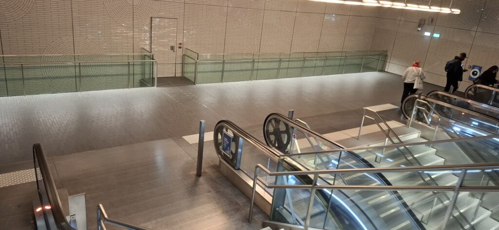 Station Mairie de Saint-Ouen Ligne 14