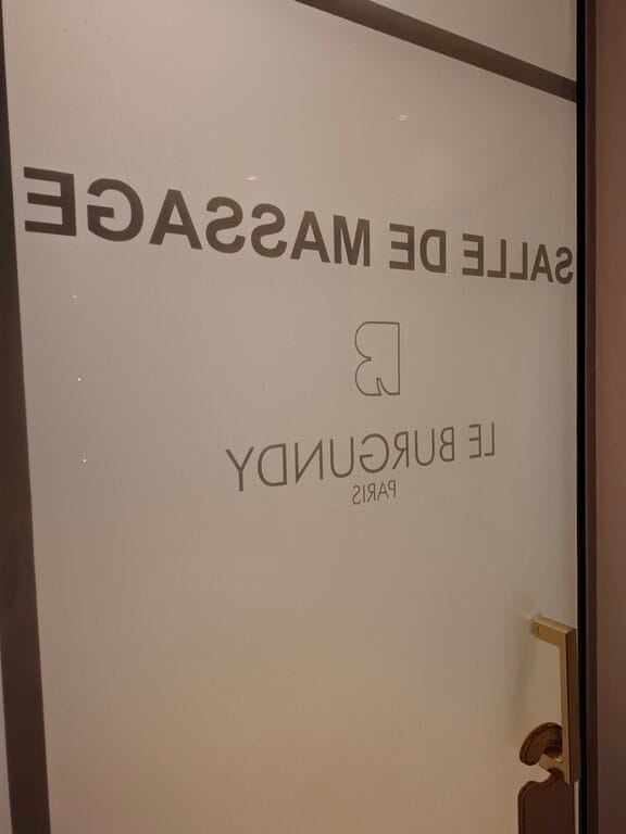 Spa Susanne Kaufmann du Burgundy