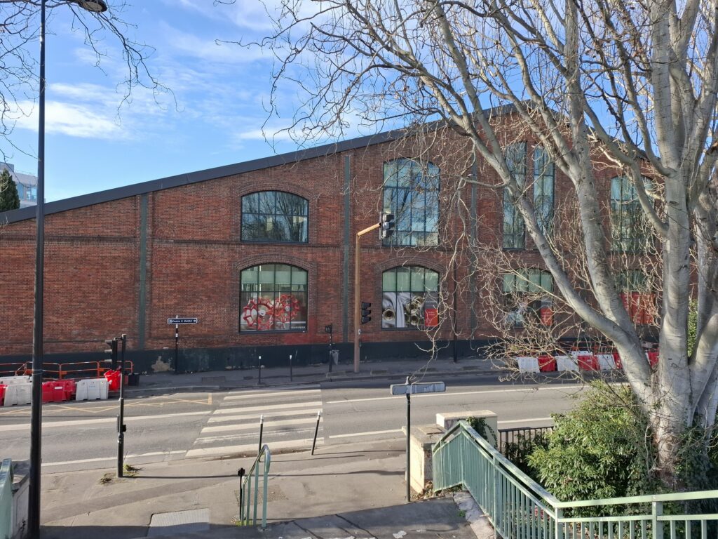 La halle de l’ancienne usine Laveissière à Saint-Denis