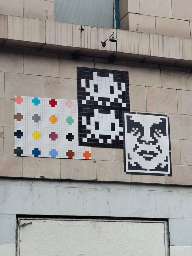 Londres Invasion of London by Invader