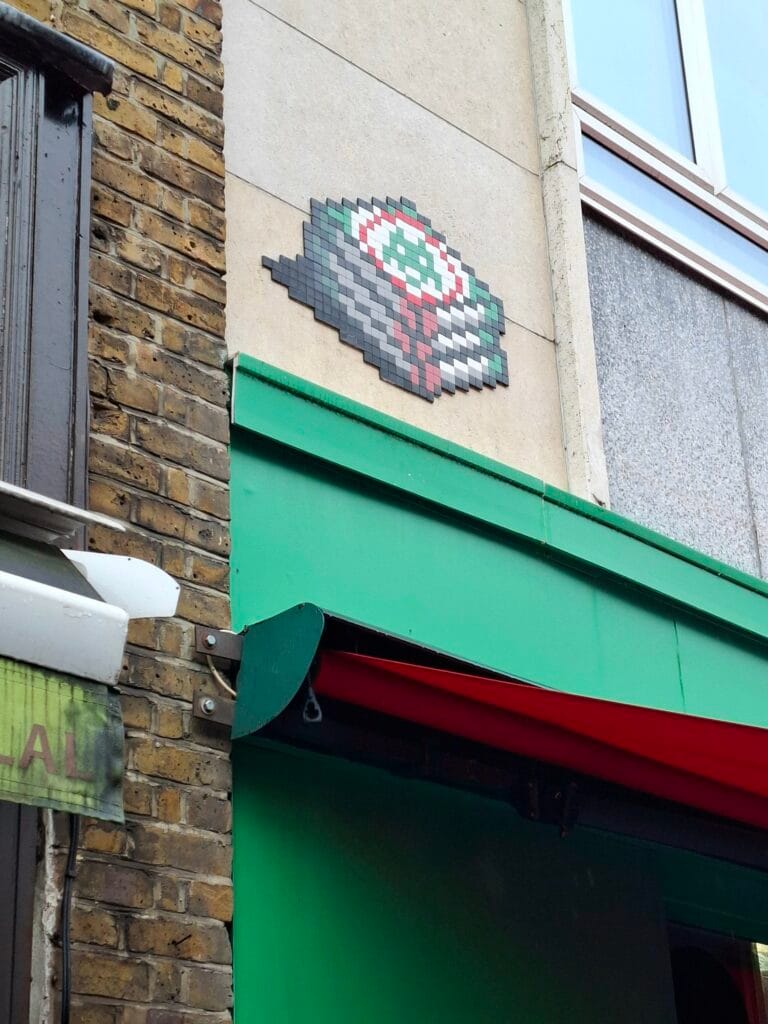 Londres Invasion of London by Invader