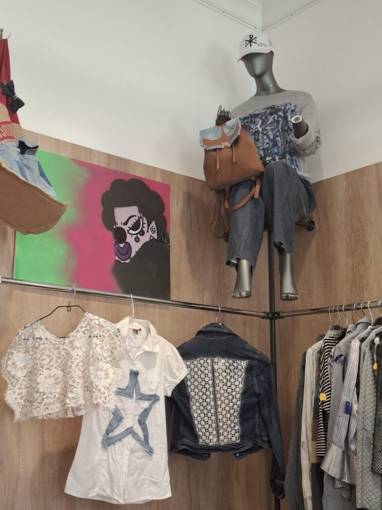 Fripes Tease à la Villa D.