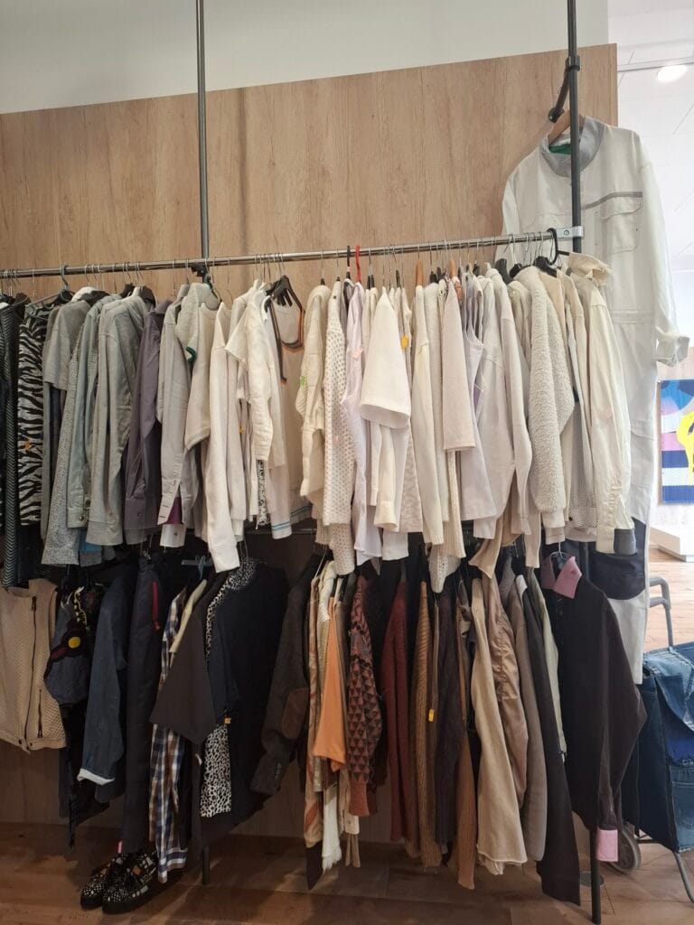 Fripes Tease à la Villa D.