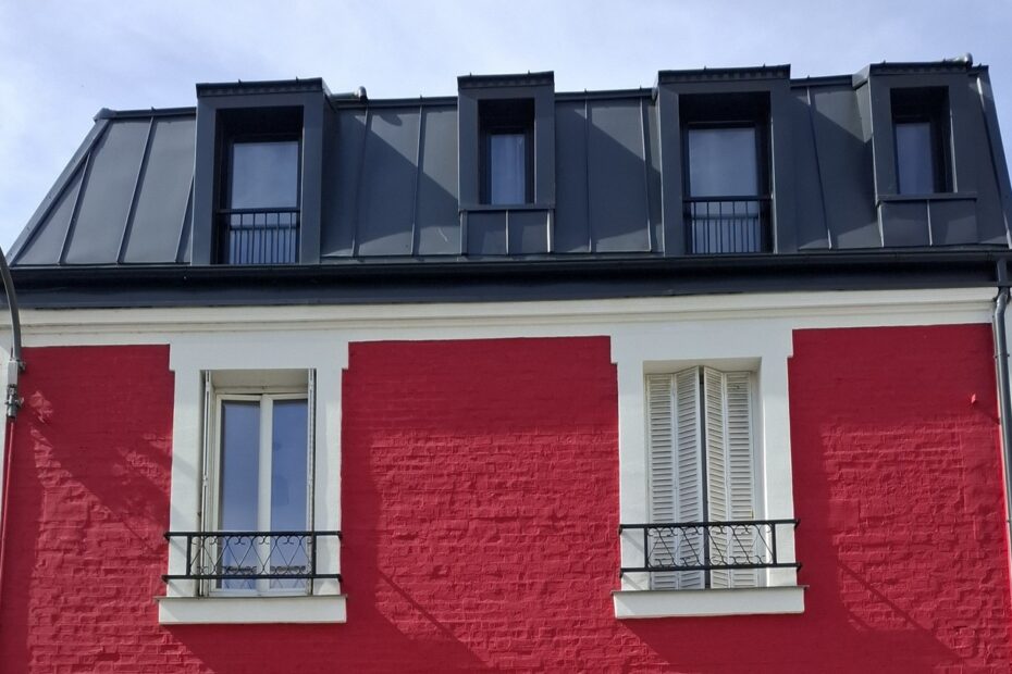 Maison rouge à Saint-Ouen