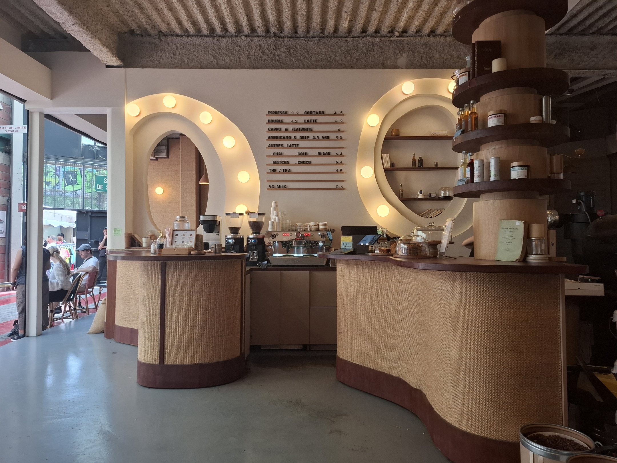 Noir Coffee Shop Saint-Ouen