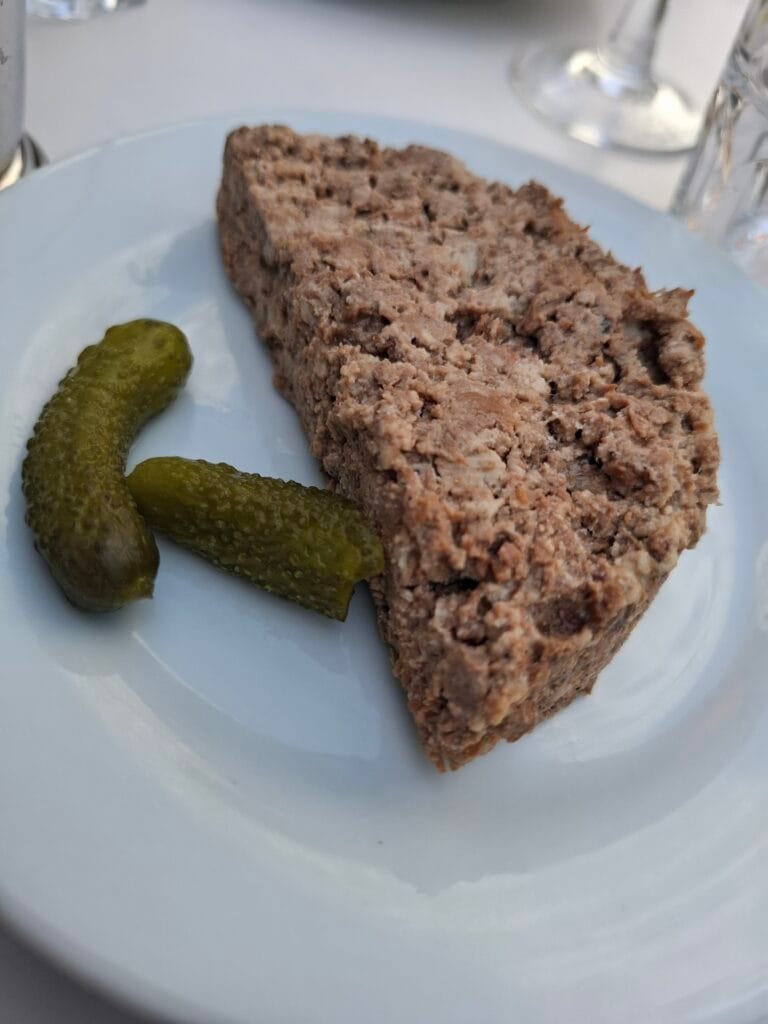 La Cantine des Docks à Saint-Ouen